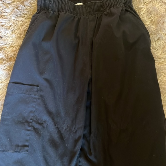 Black szS elastic waist scrub pants . Side , thigh and back pockets - Picture 3 of 6